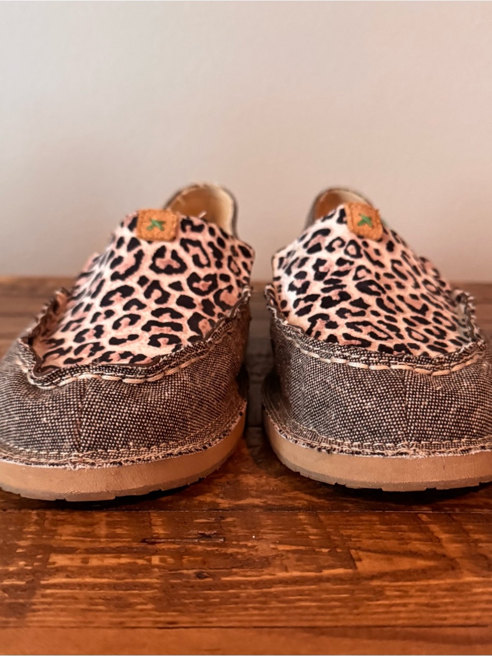 Twisted X EcoTEX Gray Canvas Slip-On Shoes with Leopard Accent and Red Insole - Picture 2 of 10